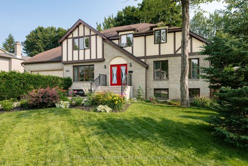 305 Pearce St, North Bay, ON, P1C1K5 | Card Image