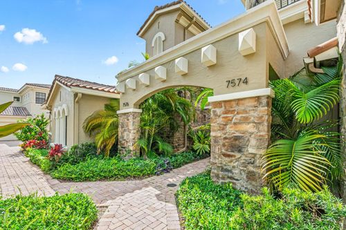 9d-7574 Old Thyme Ct, Parkland, FL, 33076-3901 | Card Image