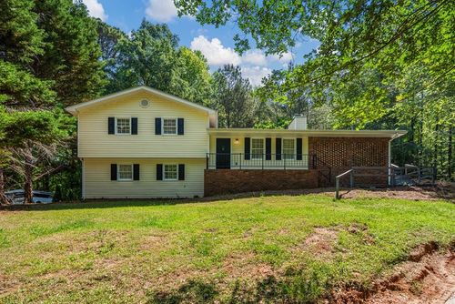 134 N Lake Dr, Lagrange, GA, 30240-9134 | Card Image