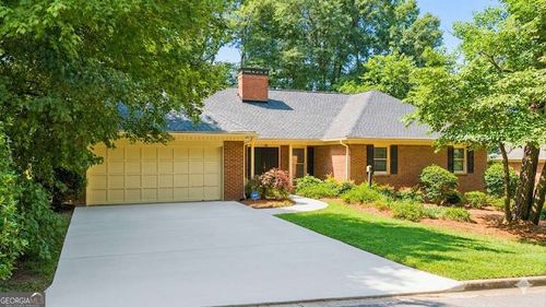 2792 Livsey Dr, Tucker, GA, 30084-2576 | Card Image