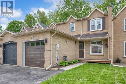107 Yorkville Dr, Courtice, ON, L1E2A6 | Card Image