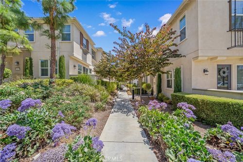 7109 Vernazza Pl, Eastvale, CA, 92880-6427 | Card Image