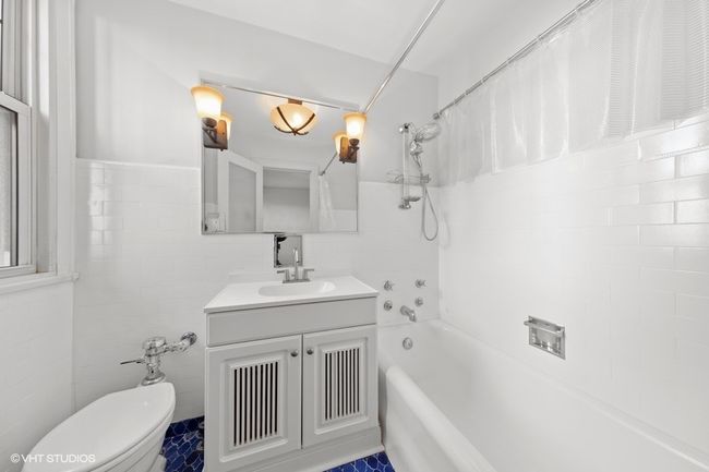 APT-10A - 5000 S East End Ave, Home with 3 bedrooms, 3 bathrooms and 1 parking in CHICAGO IL | Image 15
