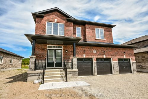 4 Misty Ridge Rd, Wasaga Beach, ON, L9Z0R8 | Card Image
