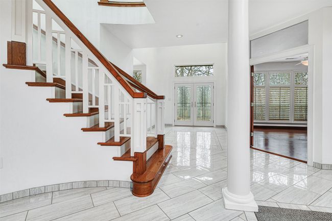 Entry | Image 8