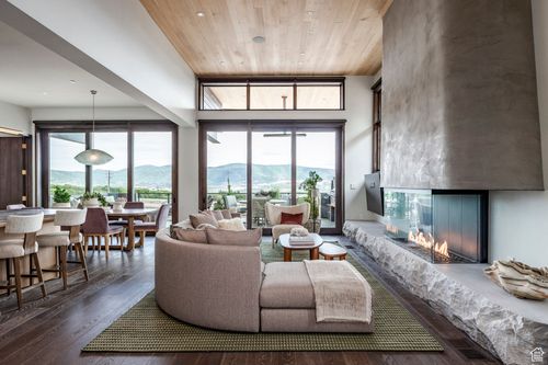 r-17-2205 W Sonder Way, Park City, UT, 84060-5367 | Card Image