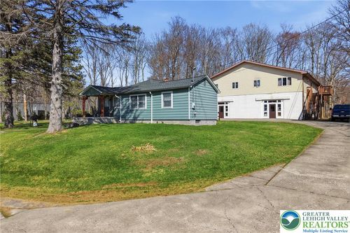 304 Drinker Tpke, Covington Twp, PA, 18424-7850 | Card Image