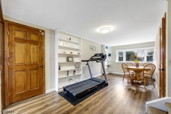 167 Rolling Hills Rd, House other with 5 bedrooms, 3 bathrooms and null parking in Clifton NJ | Image 19