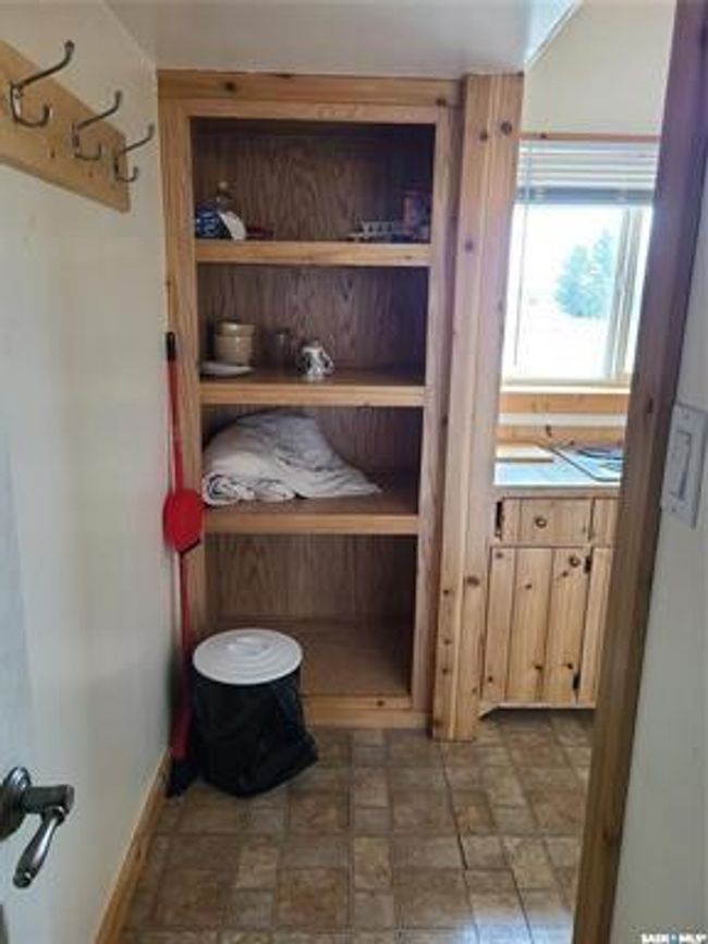 48 Main St, Home with 5 bedrooms, 4 bathrooms and 8 parking in Manor SK | Image 19