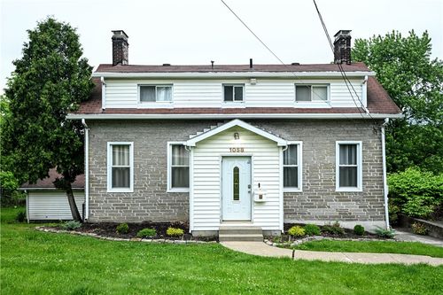 1058 Greentree Rd, Pittsburgh, PA, 15220-3111 | Card Image