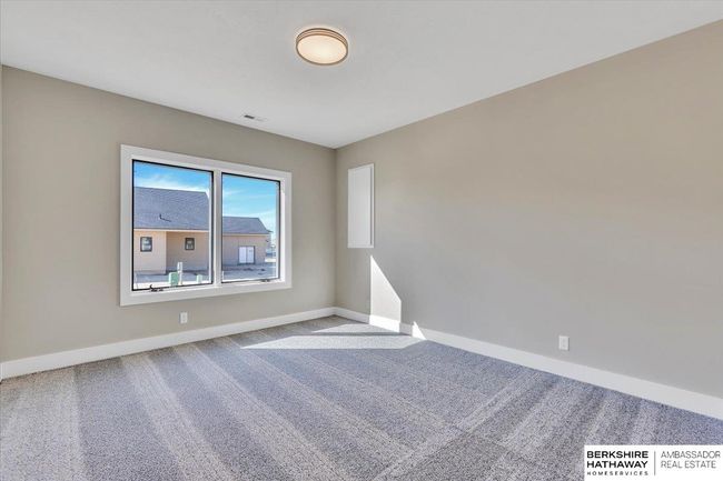 5510 N 212 Th Ave, House other with 5 bedrooms, 3 bathrooms and 4 parking in Elkhorn NE | Image 43