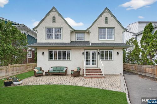 20 Parkview Dr, Millburn, NJ, 07041-1502 | Card Image