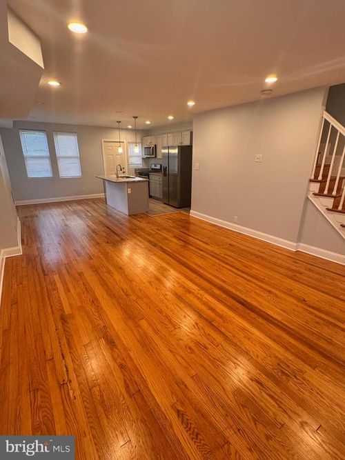 5200 Ready Ave, BALTIMORE, MD, 21212-4237 | Card Image