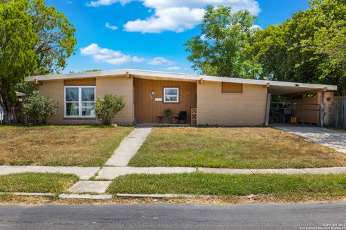 7518 Buckskin, San Antonio, TX, 78227-2716 | Card Image