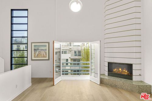 a-115 Galleon St, Marina del Rey, CA, 90292-7731 | Card Image