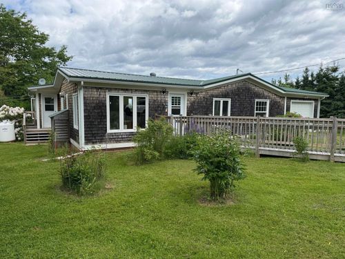 1407 N Shore Rd, North Shore, NS, B0K1E0 | Card Image