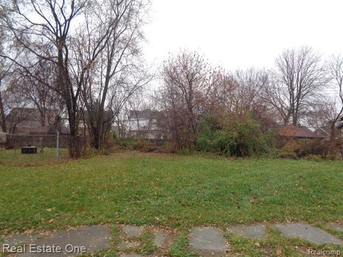 5277 Lenox St, Detroit, MI, 48213-3519 | Card Image