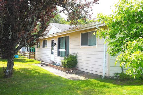 703 S Broadway St, Westport, WA, 98595 | Card Image
