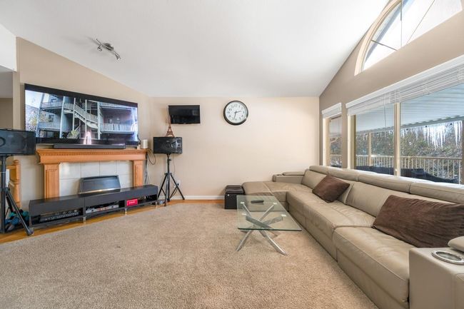12753 261 St, House other with 5 bedrooms, 3 bathrooms and 10 parking in Maple Ridge BC | Image 23