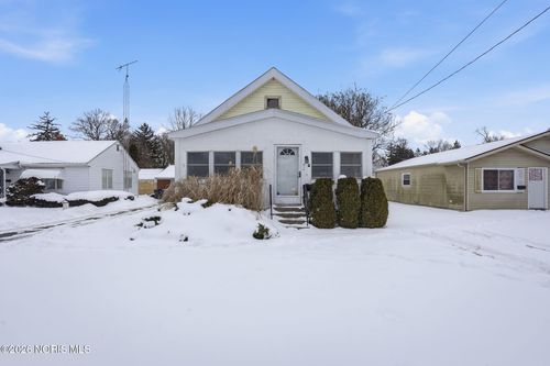 914 Sawyer Road, Toledo, OH, 43615 | Card Image