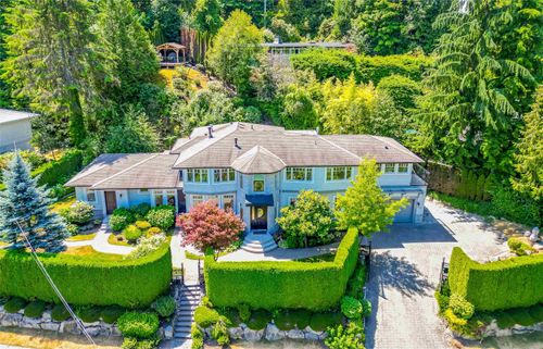 760 Burley Dr, West Vancouver, BC, V7T1Z6 | Card Image