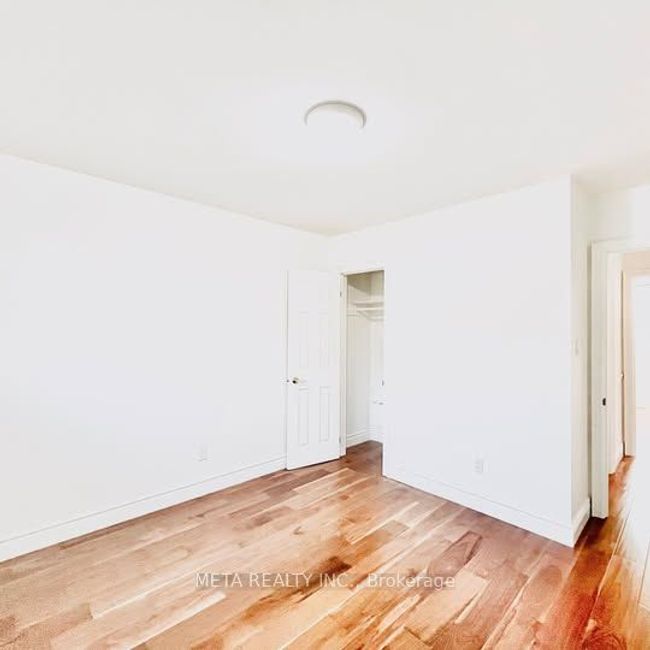 22 Garfield Cres, House other with 3 bedrooms, 1 bathrooms and 2 parking in Brampton ON | Image 8