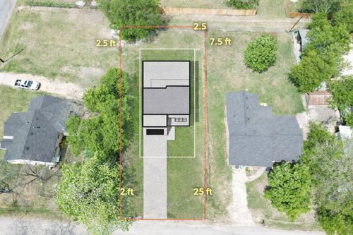 303 E Wolf, Granger, TX, 76530-5624 | Card Image