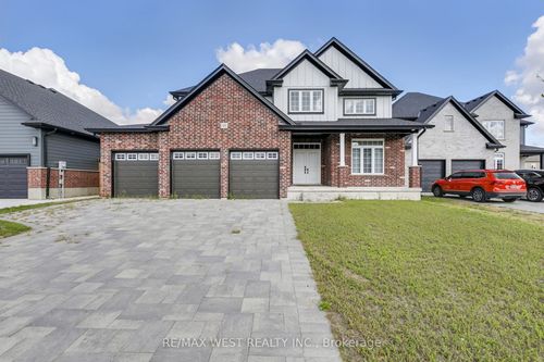 25 Greenbrier Ridge, Dorchester, ON, N0L1G2 | Card Image