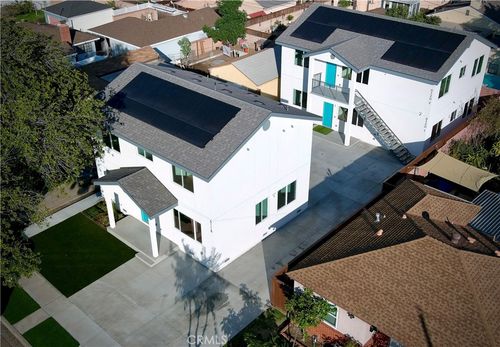 6118 Amos Ave, Lakewood, CA, 90712-1327 | Card Image