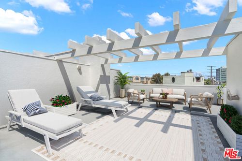 3503 Esplanade, Marina del Rey, CA, 90292 | Card Image