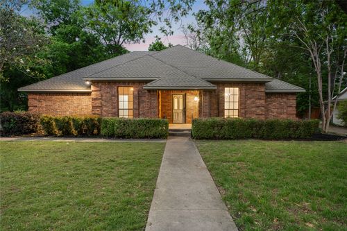 306 Westpark Dr N, Mckinney, TX, 75071-3532 | Card Image