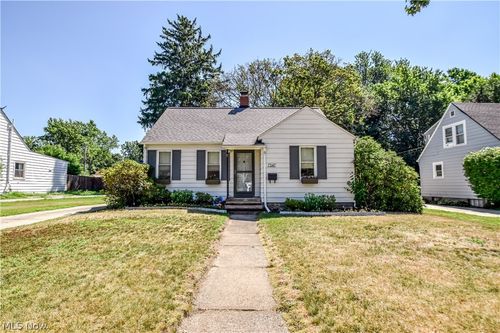7347 Case Ave, Mentor, OH, 44060-5718 | Card Image