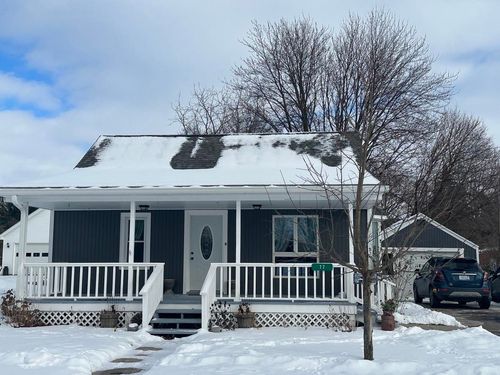 77 Auch St, Sebewaing, MI, 48759-1604 | Card Image