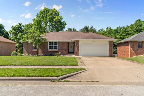 3898 W Parkridge Cir, Springfield, MO, 65802-6781 | Card Image