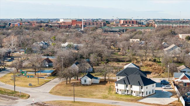 Aerial View Of Vías Vistas Apartments With Tarleton University In Background | Image 28