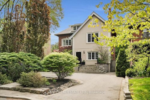 3 Shorncliffe Ave, Toronto, ON, M4V1S9 | Card Image