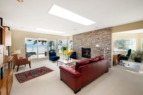 214-1585 Field Rd, Sechelt, BC, V7Z0H1 | Card Image