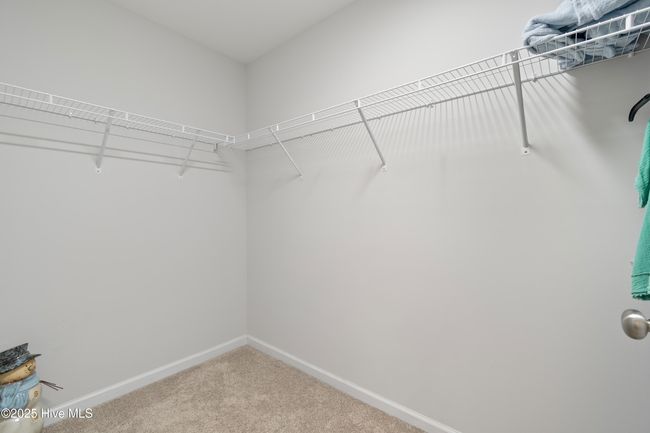 Large walk-in closet | Image 14