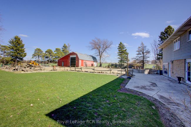 8715 Wellington Rd 7, House other with 4 bedrooms, 2 bathrooms and 10 parking in Palmerston ON | Image 12