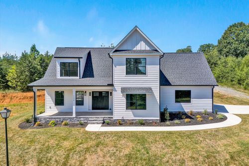 1154 Barrow Hills Dr, Huddleston, VA, 24104 | Card Image