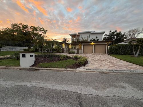 25 Sandpiper Rd, TAMPA, FL, 33609-3527 | Card Image