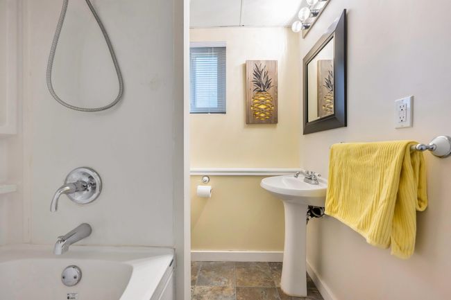 4037 196 A St, House other with 6 bedrooms, 3 bathrooms and 6 parking in Langley BC | Image 28