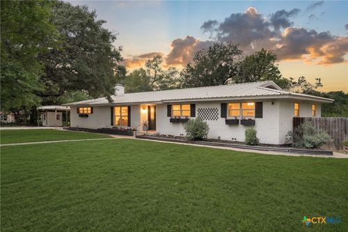 4800 Lantana Rd, Belton, TX, 76513-7398 | Card Image