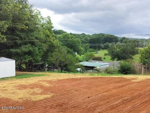 111 Vineyard Ln, Friendsville, TN, 37737-2441 | Card Image