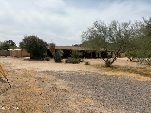 2105 E Lone Cactus Dr, Phoenix, AZ, 85024-5504 | Card Image