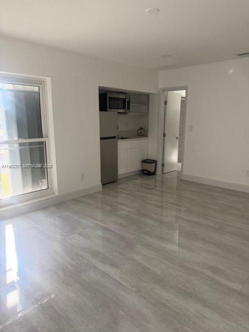 b-9937 Sw 194th St, Cutler Bay, FL, 33157 | Card Image