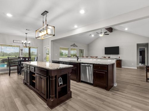 16941 Cowan Rd, Alvin, TX, 77511-9569 | Card Image