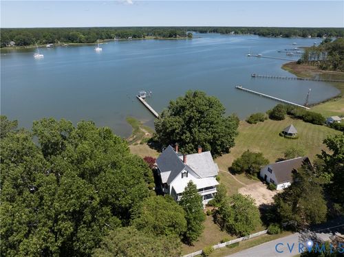 992 Williams Wharf Rd, Mathews, VA, 23109-2054 | Card Image