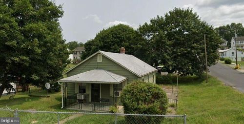 601 Grubert Ave, STAUNTON, VA, 24401-2763 | Card Image