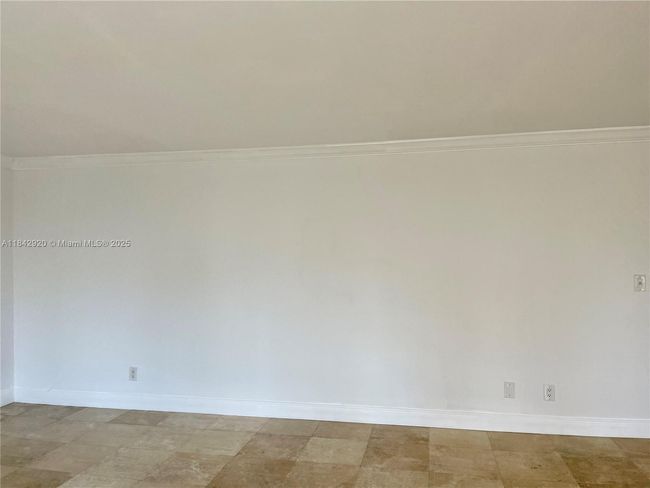 APT-3K - 607 Ocean Dr, Condo with 2 bedrooms, 2 bathrooms and null parking in Key Biscayne FL | Image 17